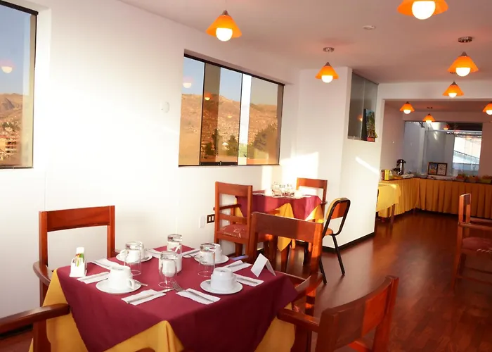 Golden Inca Hotel 3*